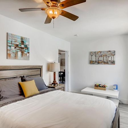 Tropical Getaway/ Stunning 2Br Gem Apartman West Palm Beach Kültér fotó
